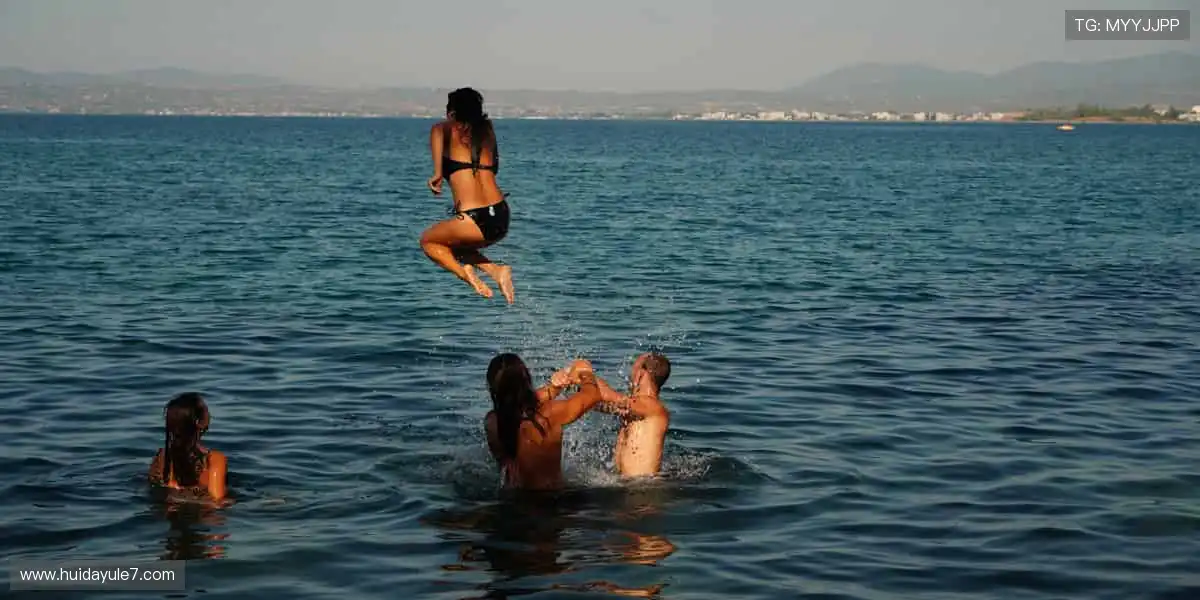 👕 穿上热爱,让每一次呐喊都有仪式感!💪